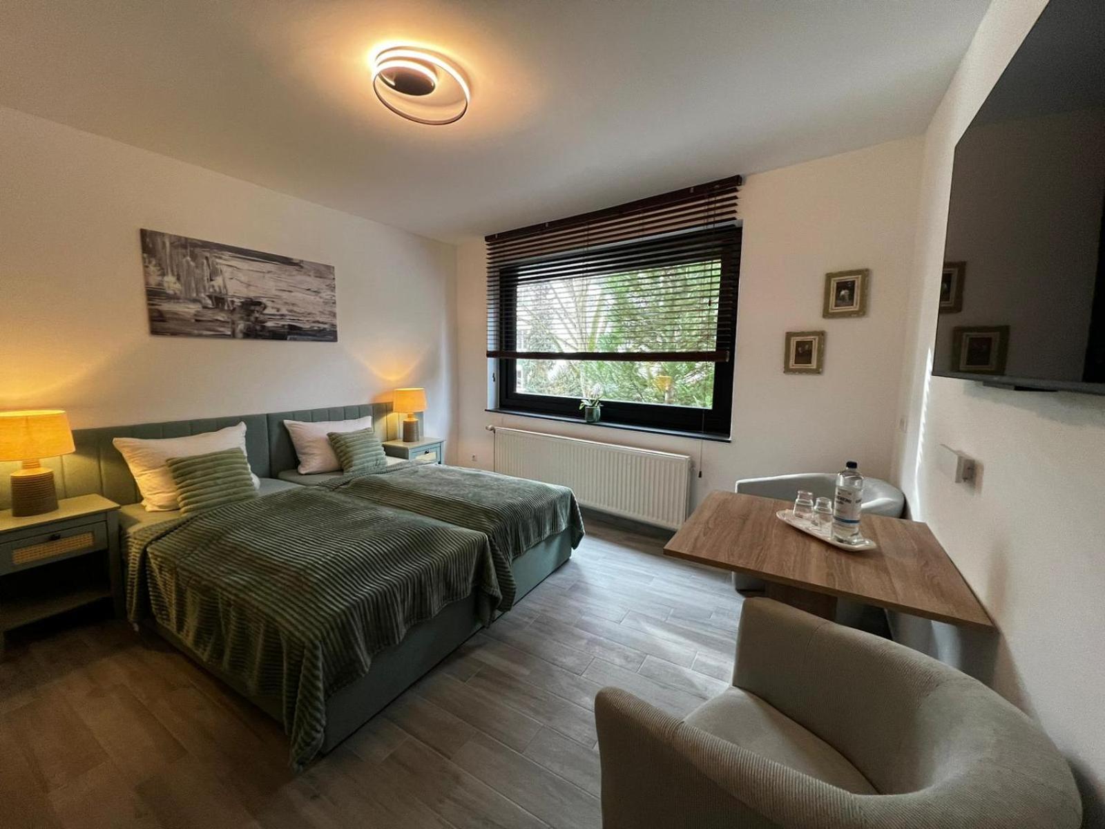 Holi Day Spa 2-Bett Zimmer App 3 Berlin Exteriör bild